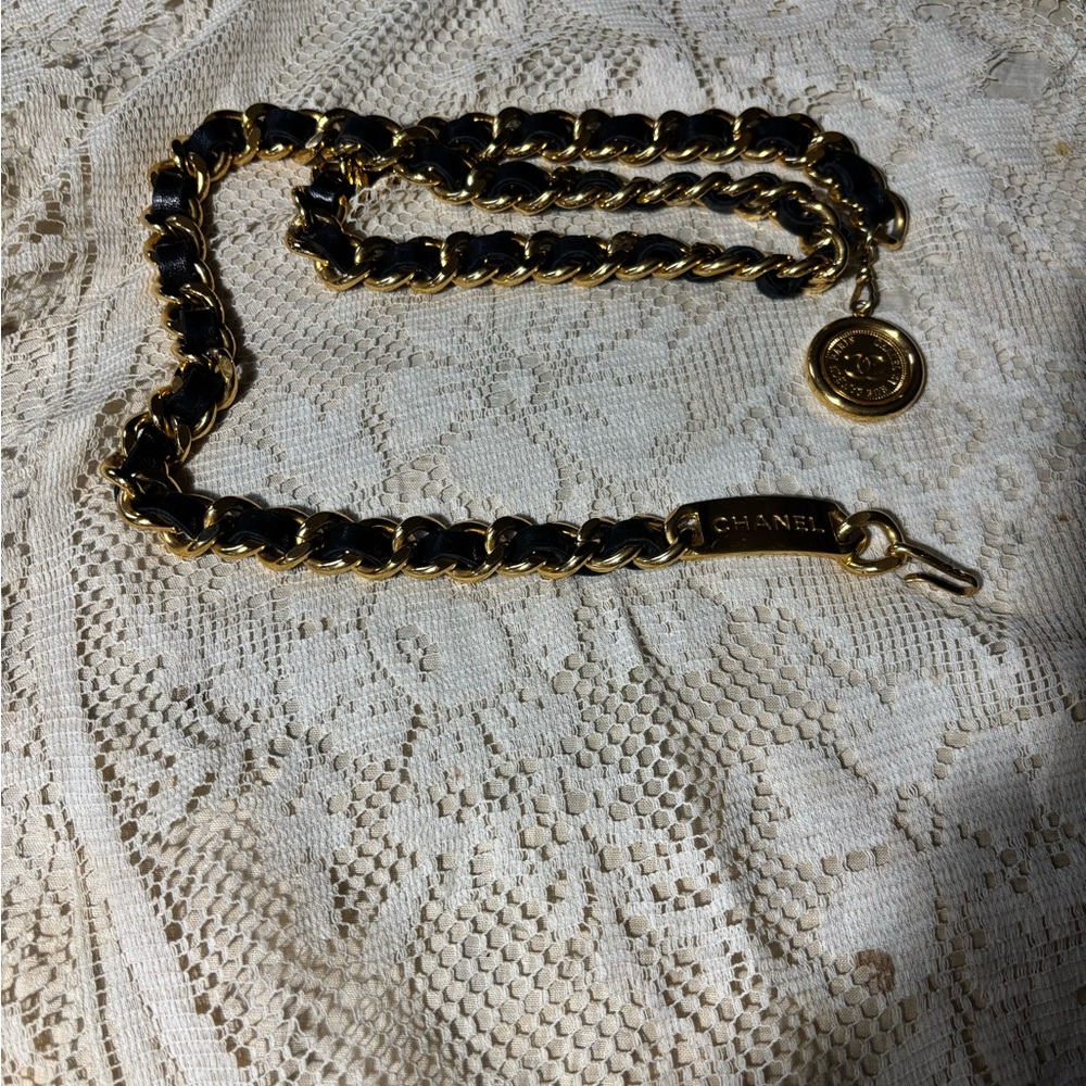 CHANEL Gold and Black Interwoven Necklace